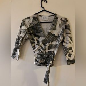 Beklina Kudu Wrap Top, Size S-M